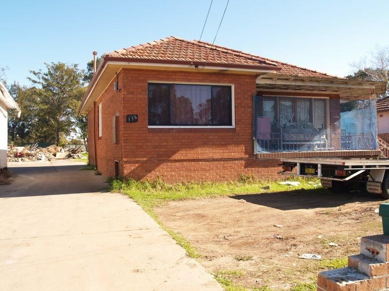 338-340 Blaxcell Street, Granville NSW 2142