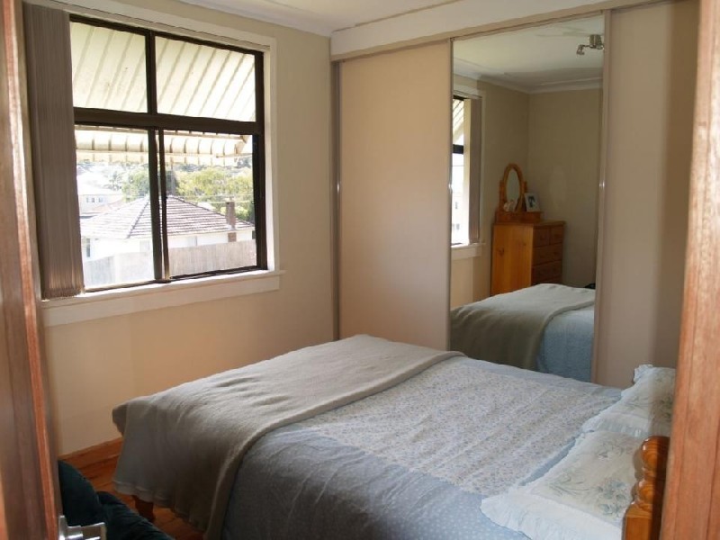 Peake Pd, Peakhurst NSW 2210