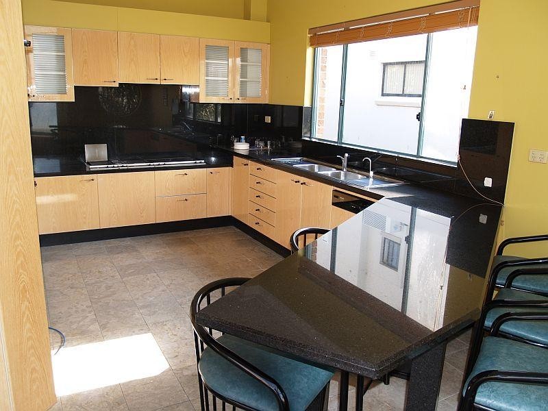 8 General Holmes Drive, Brighton-le-sands NSW 2216