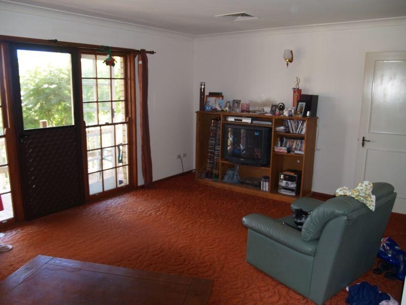 10 Canopus Close, Engadine NSW 2233