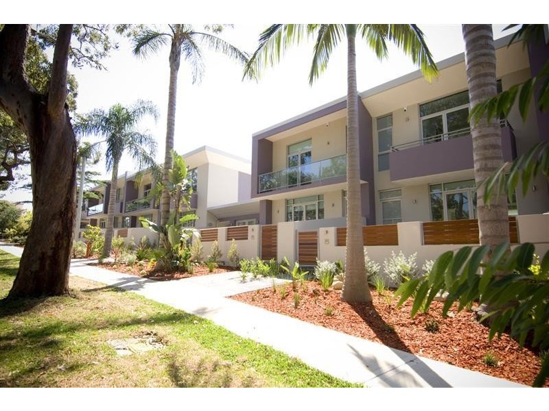 14 Madeira Street, Sylvania NSW 2224