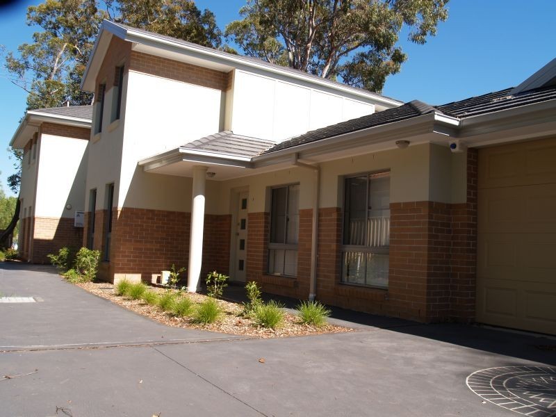 2/86 Belmore Road, Peakhurst NSW 2210