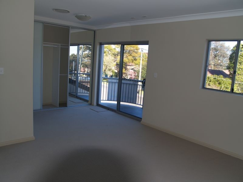 12 Narwee Ave, Narwee NSW 2209