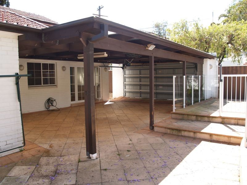 2 Hansen Ave, Earlwood NSW 2206