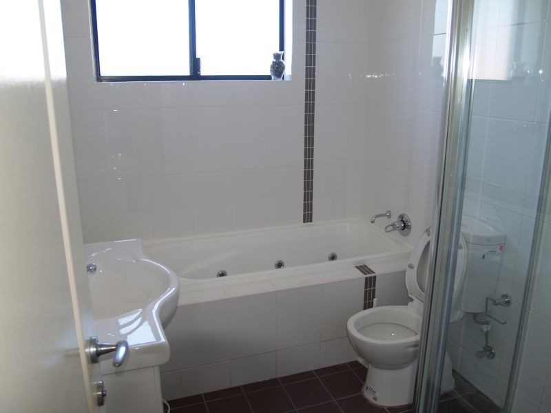 1/15-17 Larkhill Ave, Riverwood NSW 2210