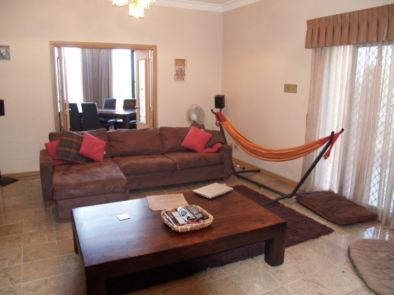 8 General Holmes Drive, Brighton-le-sands NSW 2216