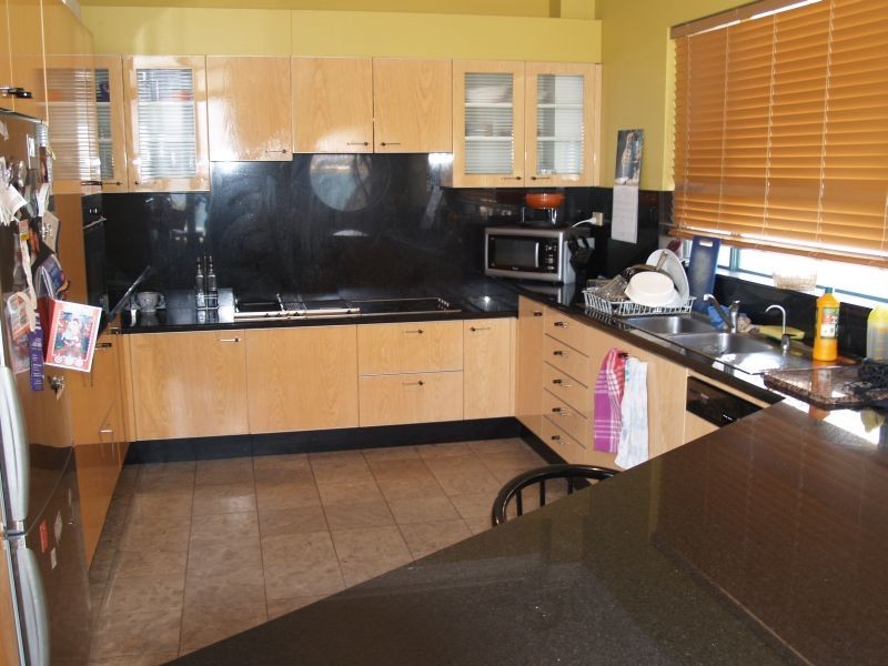 8 General Holmes Drive, Brighton-le-sands NSW 2216