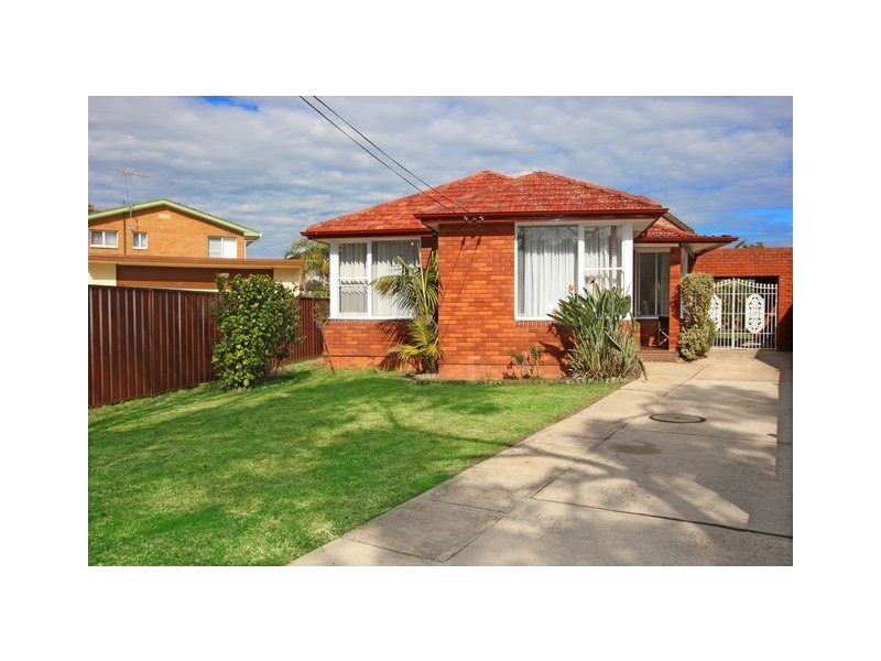 3 Robyn Avenue, Belfield NSW 2191