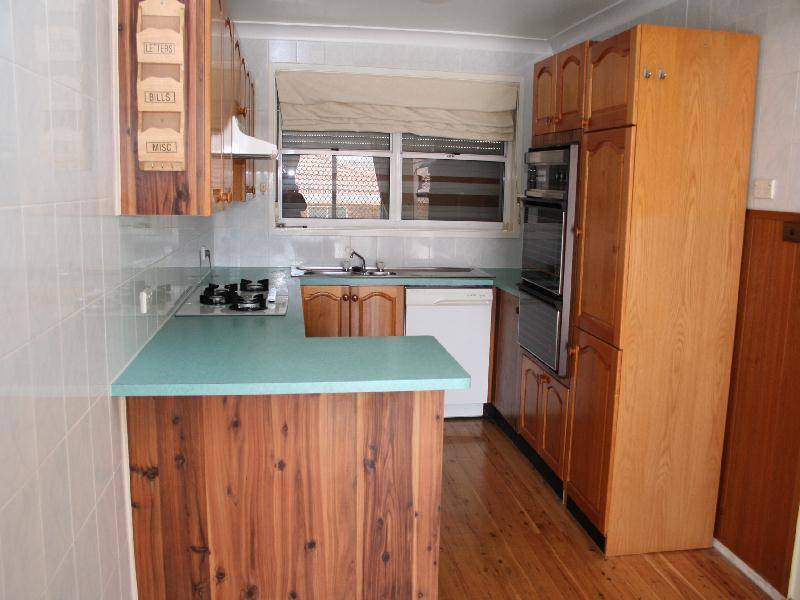 16 Crookston Drive, Camden South NSW 2570