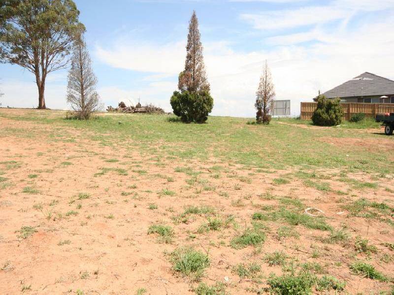 8 Whyte Place, Elderslie NSW 2570