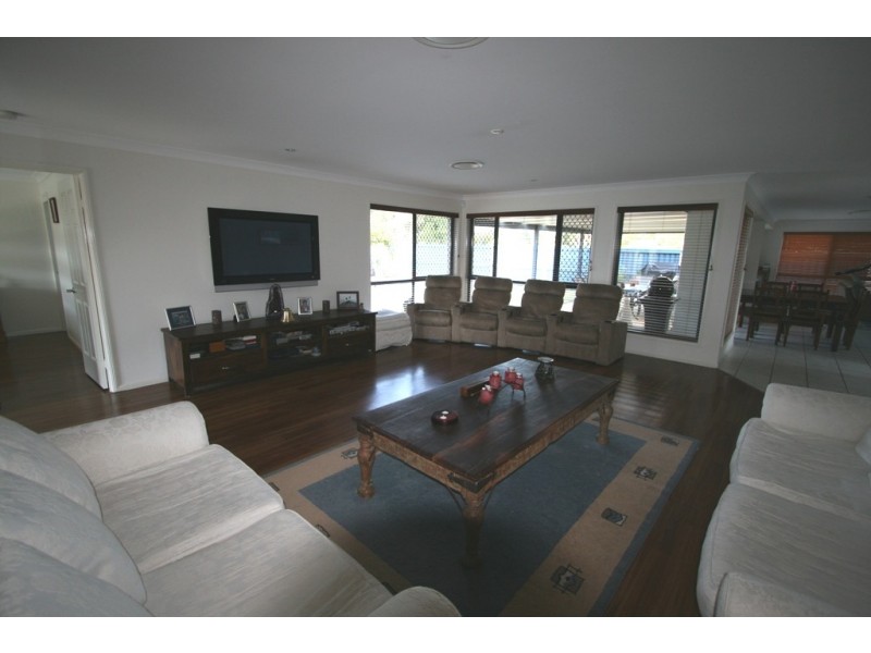 13 Brighton street, Banora Point NSW 2486