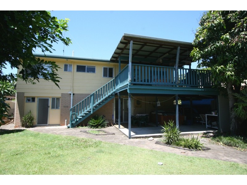 5 The Lakes Drive, Tweed Heads West NSW 2485