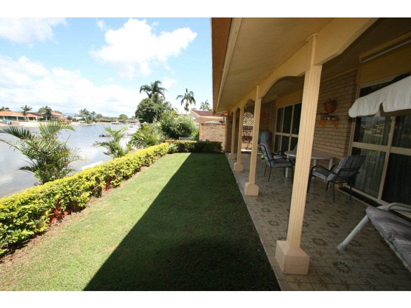 2 The Mainbrace, Tweed Heads West NSW 2485