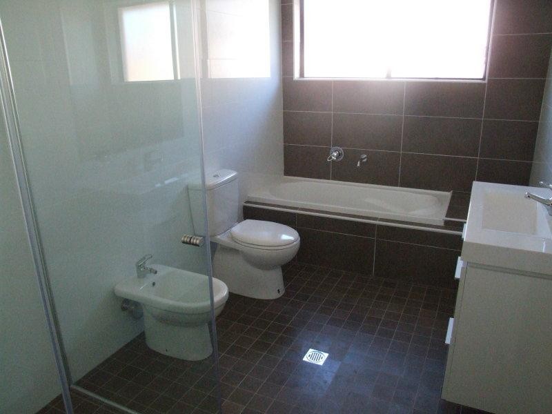 42 Caloola Road, Wentworthville NSW 2145