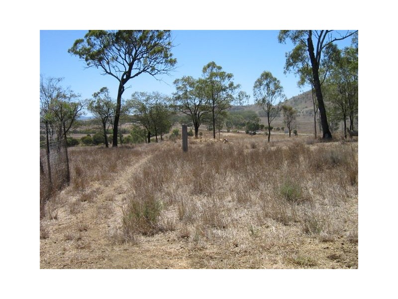 77 ASTON ROAD, Marmor QLD 4702