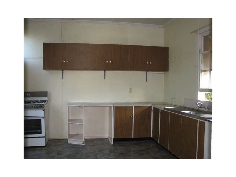 246 WEST STREET, Rockhampton QLD 4700