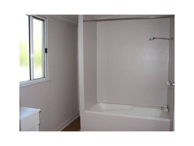 246 WEST STREET, Rockhampton QLD 4700