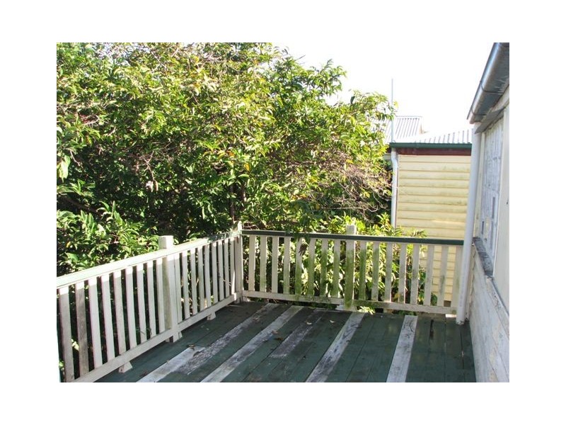 246 WEST STREET, Rockhampton QLD 4700