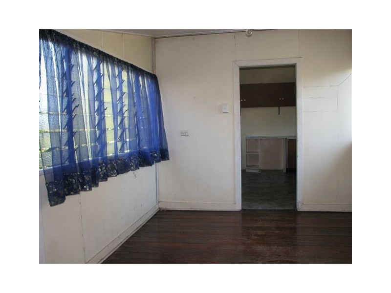 246 WEST STREET, Rockhampton QLD 4700