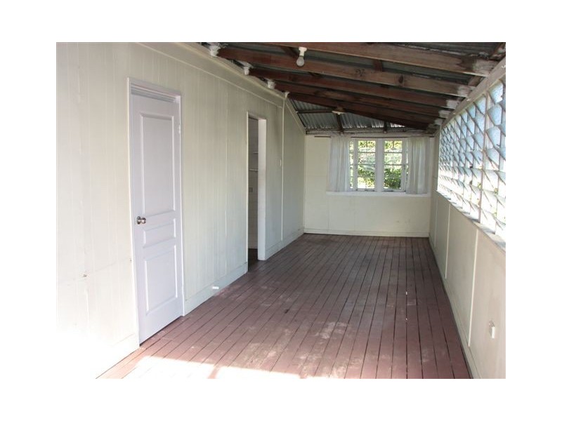 246 WEST STREET, Rockhampton QLD 4700