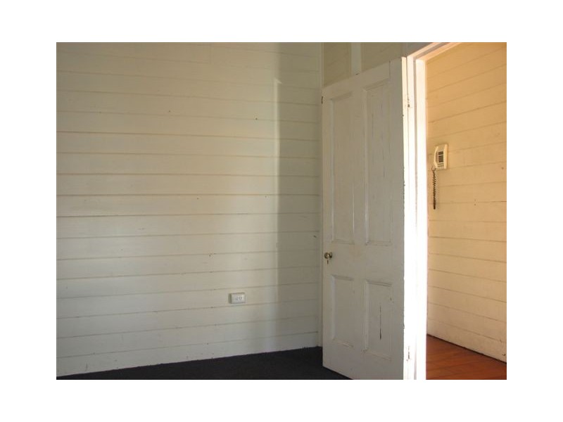 246 WEST STREET, Rockhampton QLD 4700