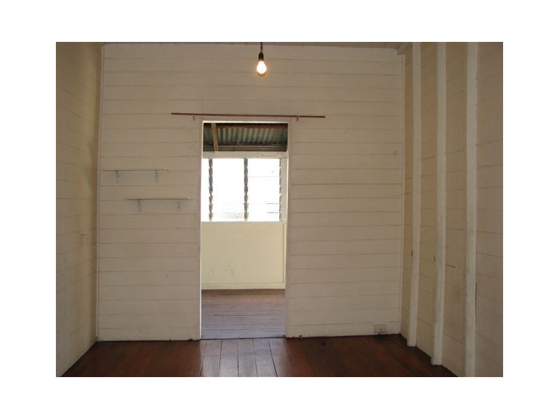 246 WEST STREET, Rockhampton QLD 4700