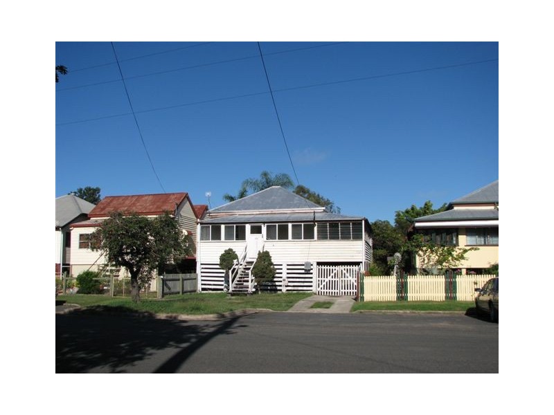 246 WEST STREET, Rockhampton QLD 4700