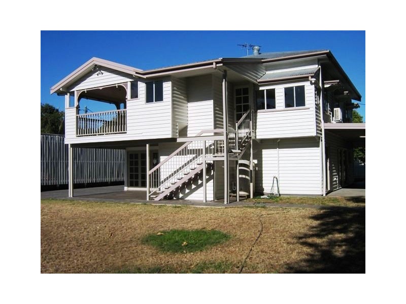 210 NORTH STREET EXT, Rockhampton QLD 4700