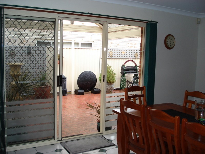 Wattle Grove NSW 2173
