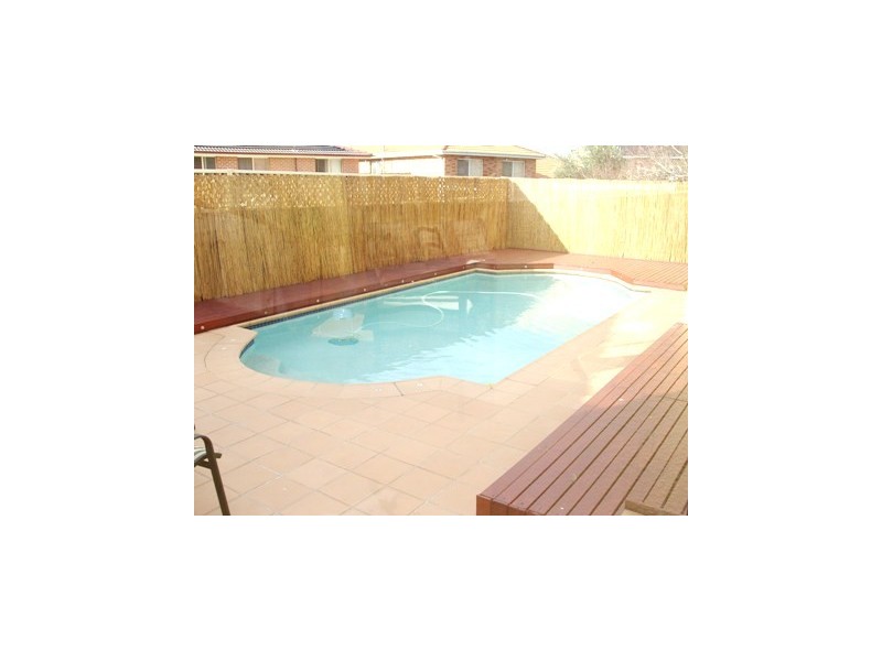 Edensor Park NSW 2176