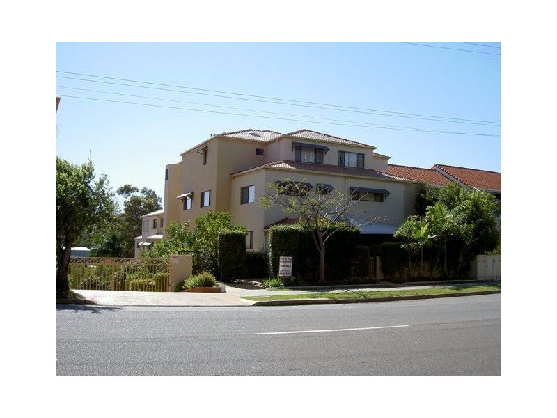 Coolangatta QLD 4225