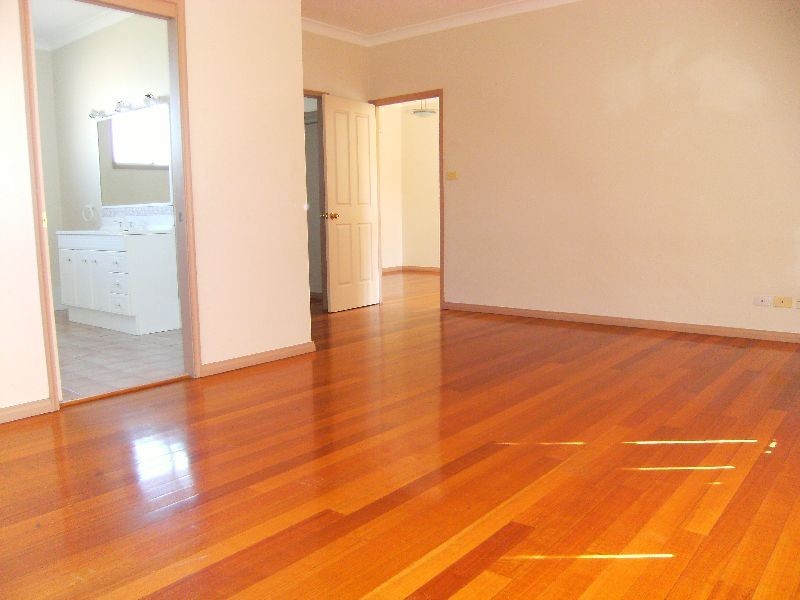 18 Barclay Close, Kariong NSW 2250
