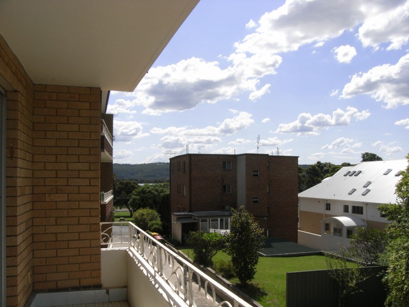 Point Frederick NSW 2250