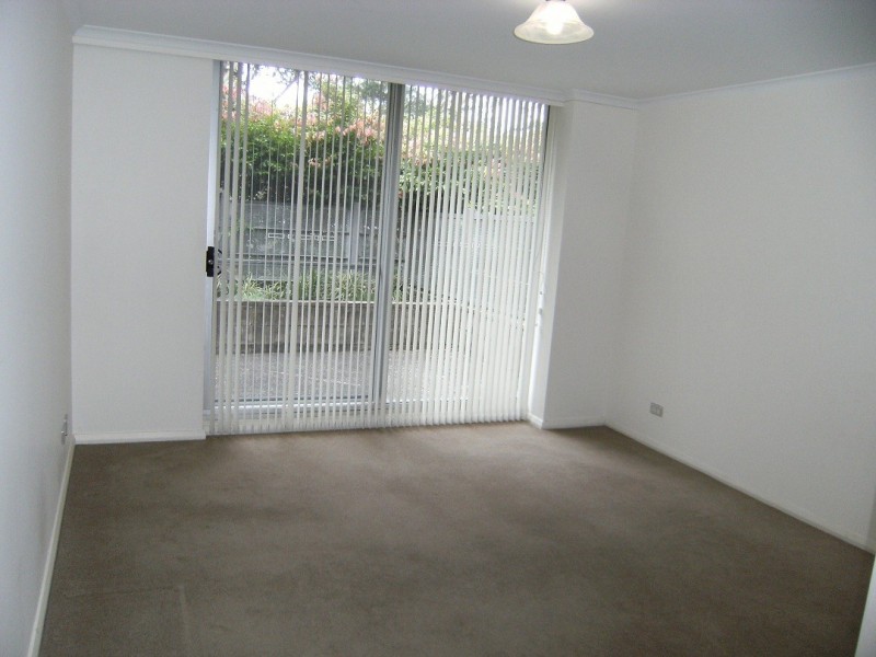 31/80 John Whiteway Drive, Gosford NSW 2250