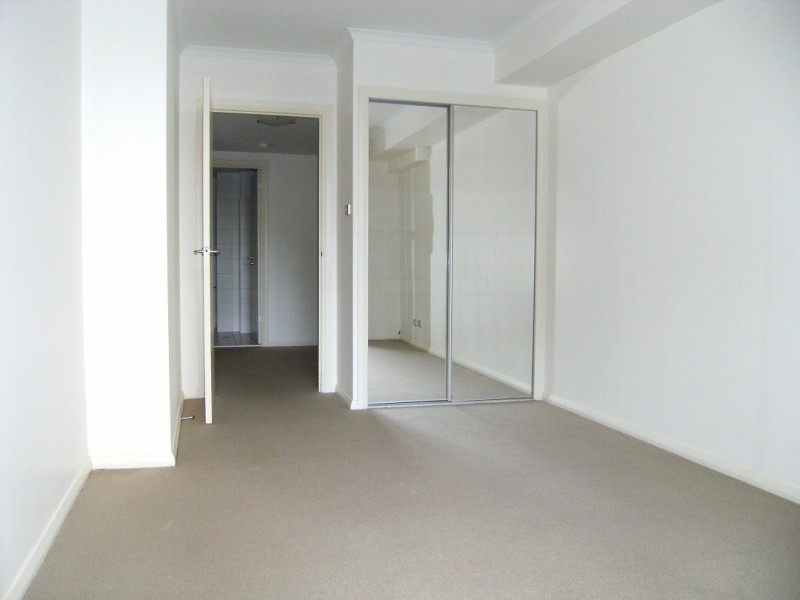 301/80 John Whiteway Drive, Gosford NSW 2250