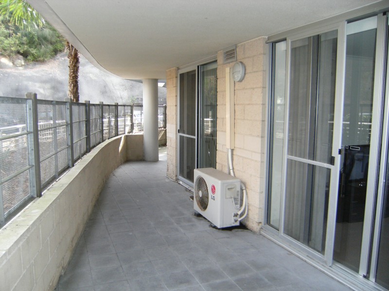 301/80 John Whiteway Drive, Gosford NSW 2250