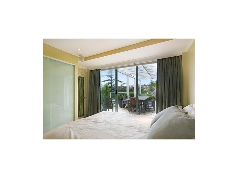 11 Wentworth Street, Manly NSW 2095