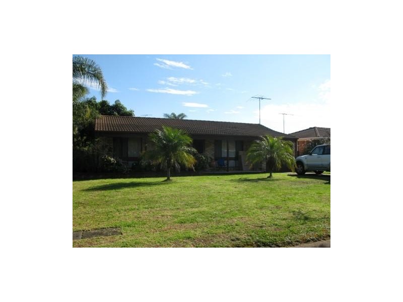 1 Triumph Pl, Ingleburn NSW 2565