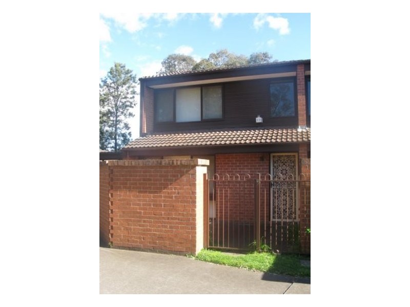 11/15 Fourth Ave, Macquarie Fields NSW 2564