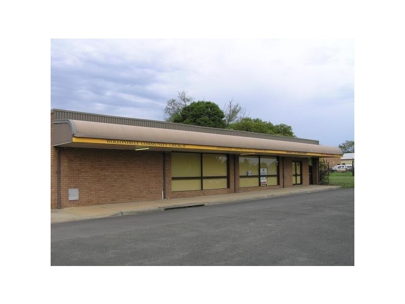 17 OAKS STREET, Thirlmere NSW 2572