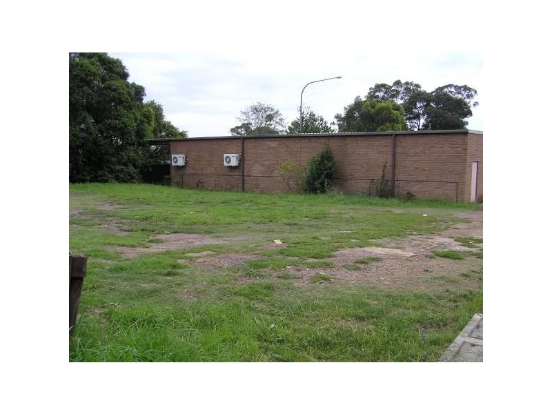 17 OAKS STREET, Thirlmere NSW 2572