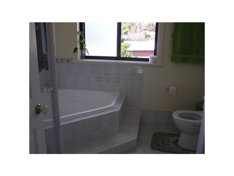 Macquarie Fields NSW 2564