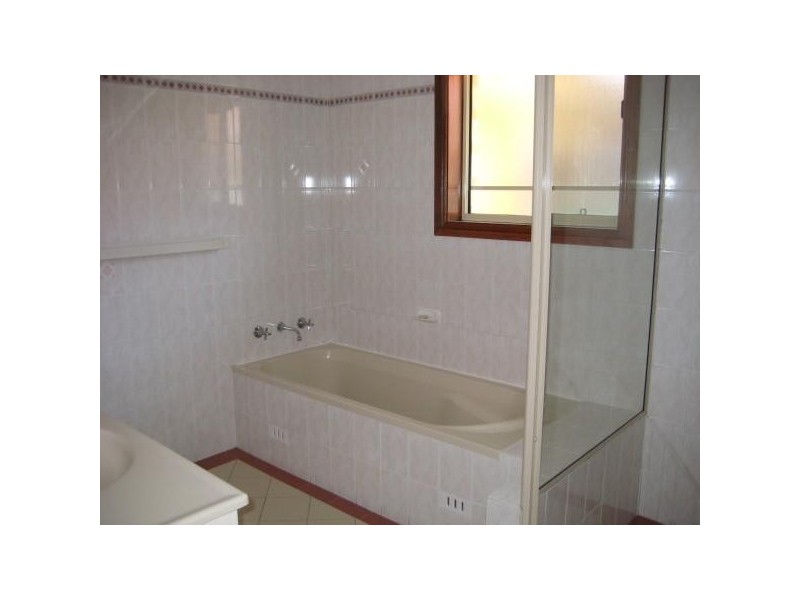 Ingleburn NSW 2565