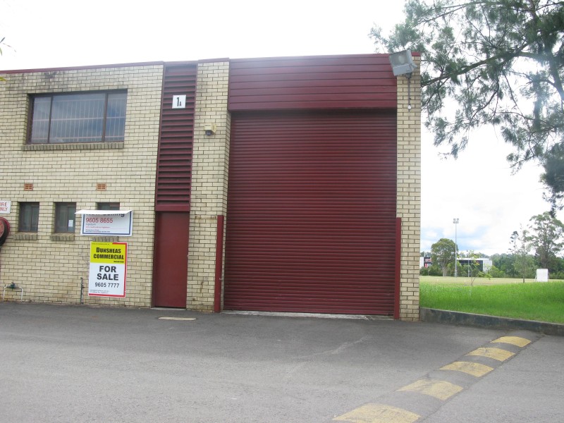 1a/4 Louise, Ingleburn NSW 2565