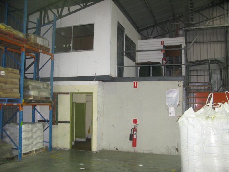 6 huntsmore, Minto NSW 2566