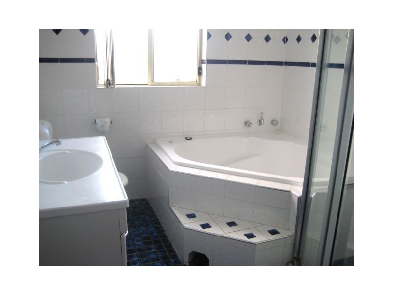 Macquarie Fields NSW 2564