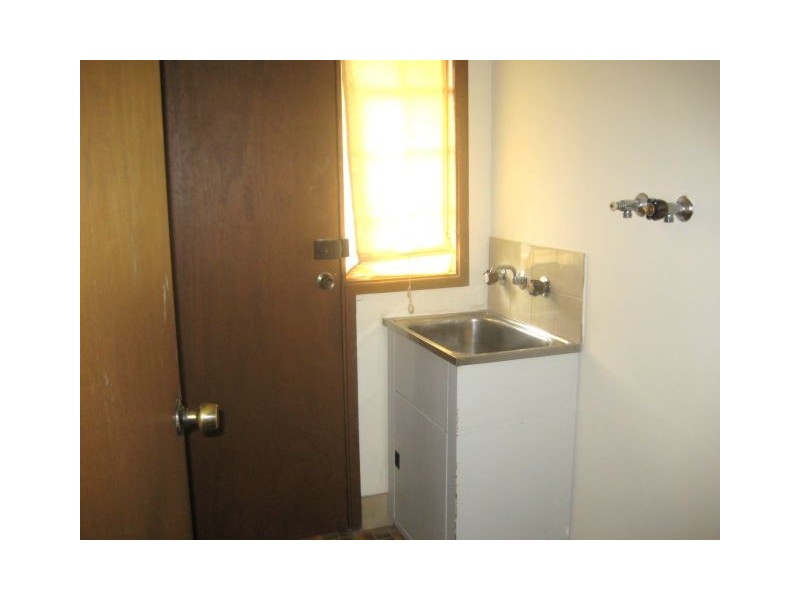 Macquarie Fields NSW 2564