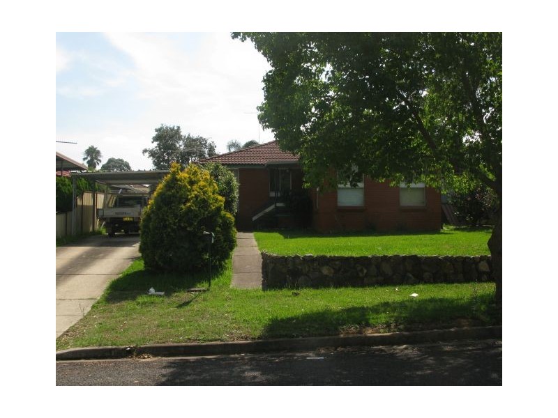Macquarie Fields NSW 2564