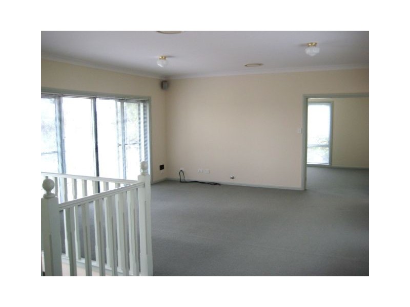 Macquarie Links NSW 2565