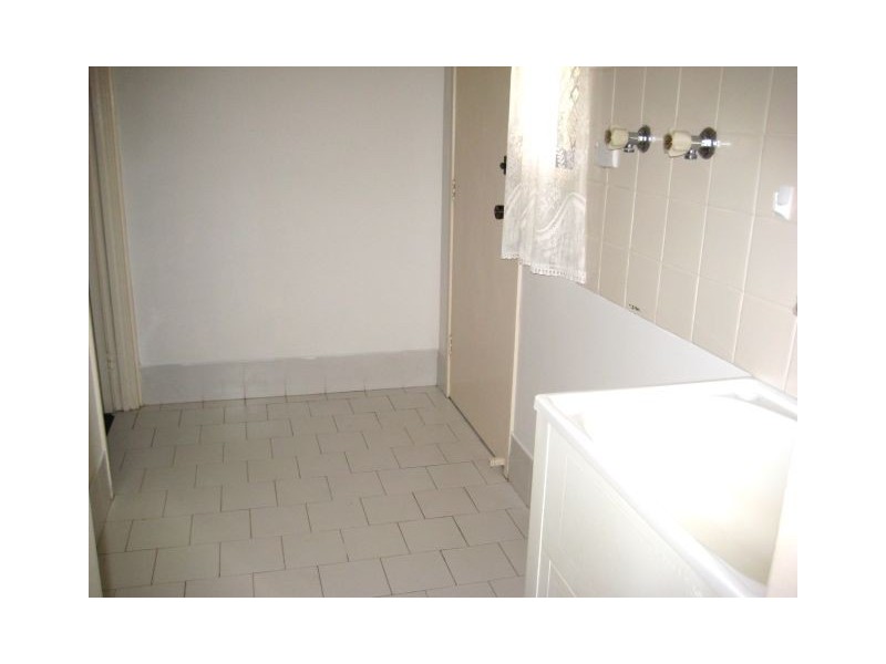 Macquarie Fields NSW 2564